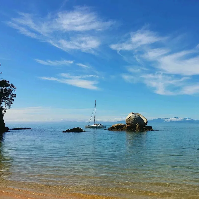 Split Apple Kaiteriteri